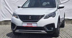 PEUGEOT 5008 1.5 HDI ALLURE AT