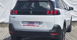 PEUGEOT 5008 1.5 HDI ALLURE AT