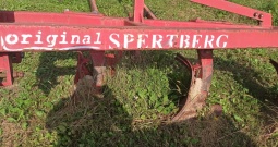 Traktor John Deere 6600 i plug tri brazde spertberg helti