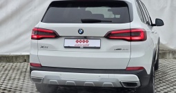 BMW X5 45e xDrive hybrid