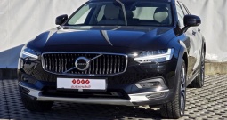 VOLVO V90 CC B5 235HP PRO AT8 AWD