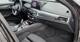 BMW SERIJA 5 530e