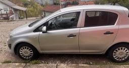 Prodajem Opel Corsu