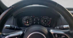 Jaguar XE S, 2.0d, Kupljen i održavan u AK Benussi, veliki servis