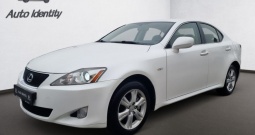 Lexus IS 220d