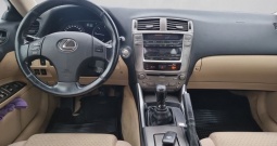 Lexus IS 220d