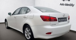 Lexus IS 220d