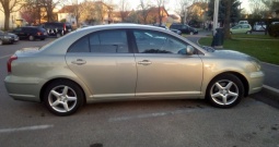 Toyota Avensis - Pouzdan i ekonomičan auto