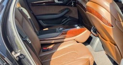 AUDI A8 4.2 TDI V8 quattro