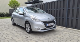 Peugeot 208 Allure/1.2 Benz./Model 2013/Samo 133Tkm/
