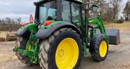 2010 Traktor John Deere 6330