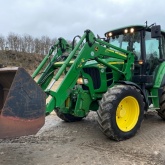 2010 Traktor John Deere 6330