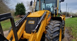 2022 JCB 4CX