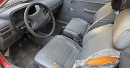 Kia s malo kilometara, garažirana, nereg.