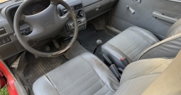 Kia s malo kilometara, garažirana, nereg.