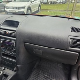 Opel Astru 1.4 iz 2008. godine, uredno održavanu i friško servisiranu.