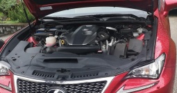 Prodaje se automobil marke Lexus rc 200, u izvrsnom stanju