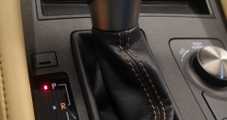 Prodaje se automobil marke Lexus rc 200, u izvrsnom stanju