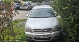 Prodaja osobnog automobila Opel Vectra