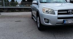 Toyota RAV4 2009g.2.0 benzin 116kw 3100000km