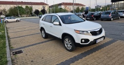 Kia sorento 2.2 crdi. 2011 godina. 4x4 pogon, prodajem