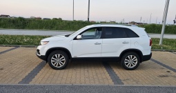 Kia sorento 2.2 crdi. 2011 godina. 4x4 pogon, prodajem