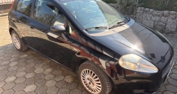 Fiat Grande Punto 1,4 57 kW 2006.god reg.do 31/7/26 203000 km,klima