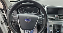 Volvo XC60 FWD D4 Momentum Aut 2017.