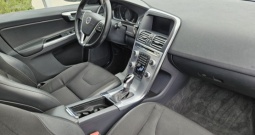 Volvo XC60 FWD D4 Momentum Aut 2017.