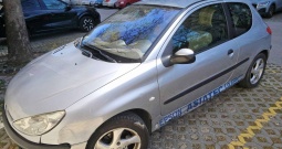 Prodajem Peugeot 206 XS