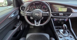 ALFA ROMEO GIULIA 2.0 turbo Estrema Q4
