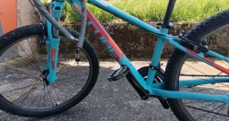 Prodajem dječji bicikl Cube Acid 260, 26"