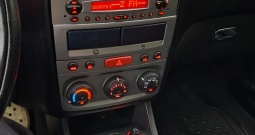 Alfa Romeo 147 1.6 77kW