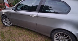 Alfa Romeo 147 1.6 77kW