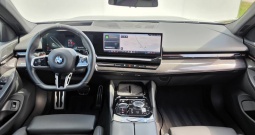 BMW SERIJA 5 520d xDrive M Sport