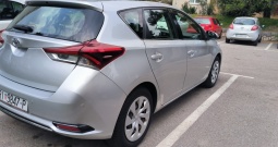 Prodajem Toyotu Auris 1.4 D-4D 2018 g.