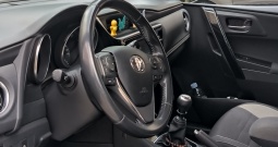 Prodajem Toyotu Auris 1.4 D-4D 2018 g.