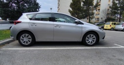 Prodajem Toyotu Auris 1.4 D-4D 2018 g.