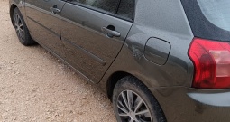 Toyota Corolla 2.0 D4D, 2004. reg do 4/2027.