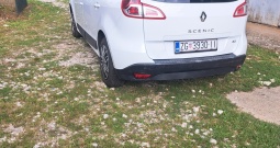 Renault scenic 1.5 dci 81kw 2011g nereg.