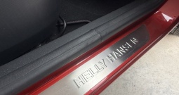 Renault Captur 1.5 dCi 90 ⭐Automatik⭐ Helly Hansen, kamera, navigacija