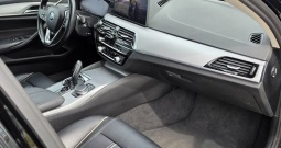 BMW SERIJA 5 520d xDrive