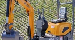 Mini bager 1 tona sa zakretnim kranom