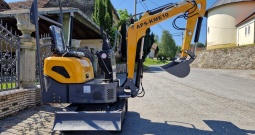 Mini bager 1 tona sa zakretnim kranom