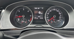 VW passat 2,0 tdi dsg - navi, 2xpdc, front assist, reg. 07/2026