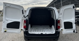 Peugeot Partner L1 1.5 HDi klima, senzori, kamera, leasing bez učešća, 2021 god.