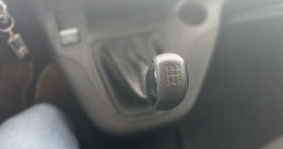 Peugeot Partner L1 1.5 HDi klima, senzori, kamera, leasing bez učešća, 2021 god.