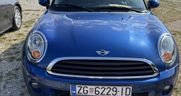 Mini one, bmw motor,2012.godina