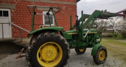 Traktor John Deere 2030 prednji utovarivač