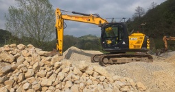 JCB JB 130